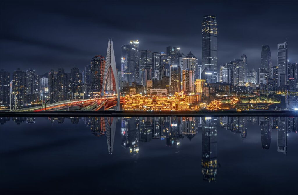 Chongqing vs Shanghai: Which City Is Better to Visit？